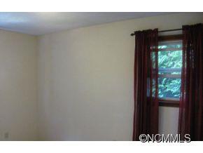 517 West Rogers Road Cullowhee, NC 28723 - Photo 7 of 16 Gallery Image 7