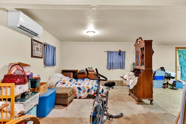 $375,000 | 33619 Spruce Street, Bayview, ID 83803