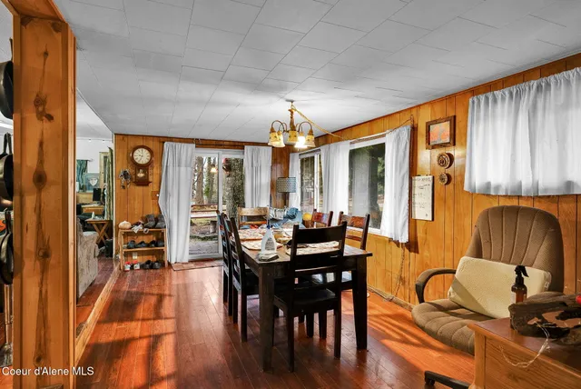 $375,000 | 33619 Spruce Street, Bayview, ID 83803