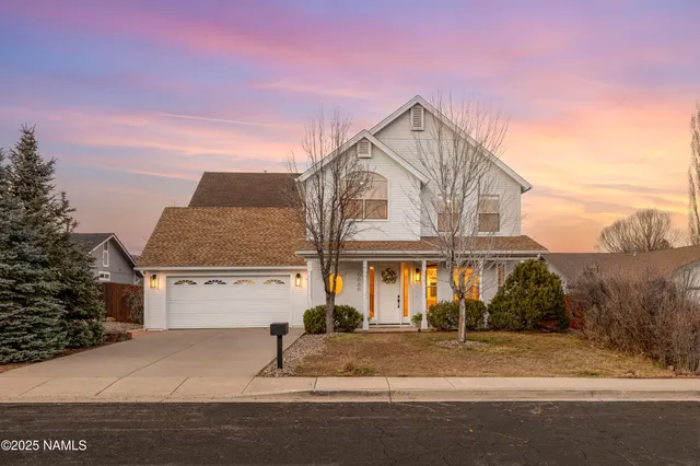 $3,300 | 6686 East Eagle Crest Drive, Flagstaff, AZ 86004