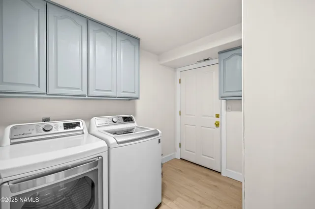 $3,300 | 6686 East Eagle Crest Drive, Flagstaff, AZ 86004