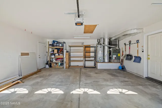 $3,300 | 6686 East Eagle Crest Drive, Flagstaff, AZ 86004