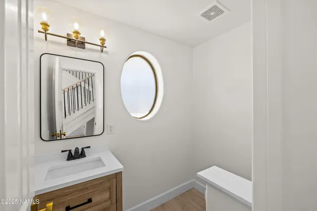 $3,300 | 6686 East Eagle Crest Drive, Flagstaff, AZ 86004