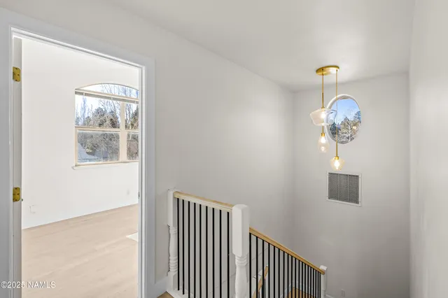 $3,300 | 6686 East Eagle Crest Drive, Flagstaff, AZ 86004