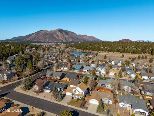 $3,300 | 6686 East Eagle Crest Drive, Flagstaff, AZ 86004