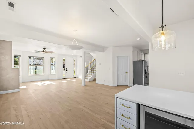 $3,300 | 6686 East Eagle Crest Drive, Flagstaff, AZ 86004