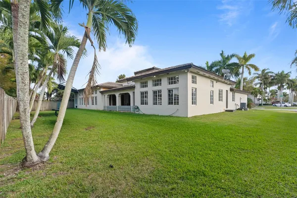 $1,240,000 | 12981 Southwest 197th Street, Miami, FL 33177