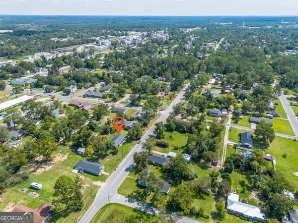 $165,000 | 210 West Graham Street, McRae-Helena, GA 31055