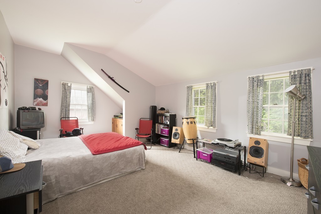 33 Topsfield Road Boxford, MA 01921 - Photo 20 of 30