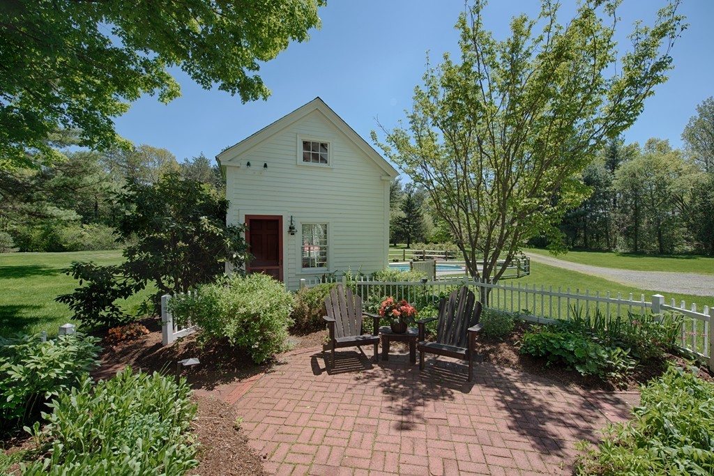 33 Topsfield Road Boxford, MA 01921 - Photo 25 of 30