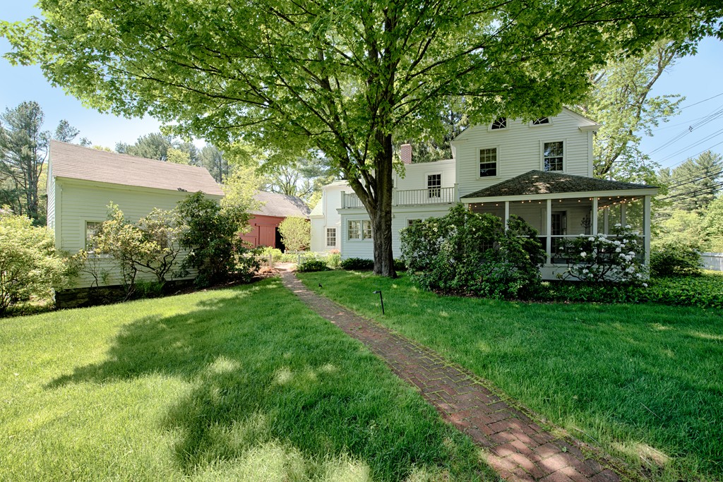 33 Topsfield Road Boxford, MA 01921 - Photo 3 of 30