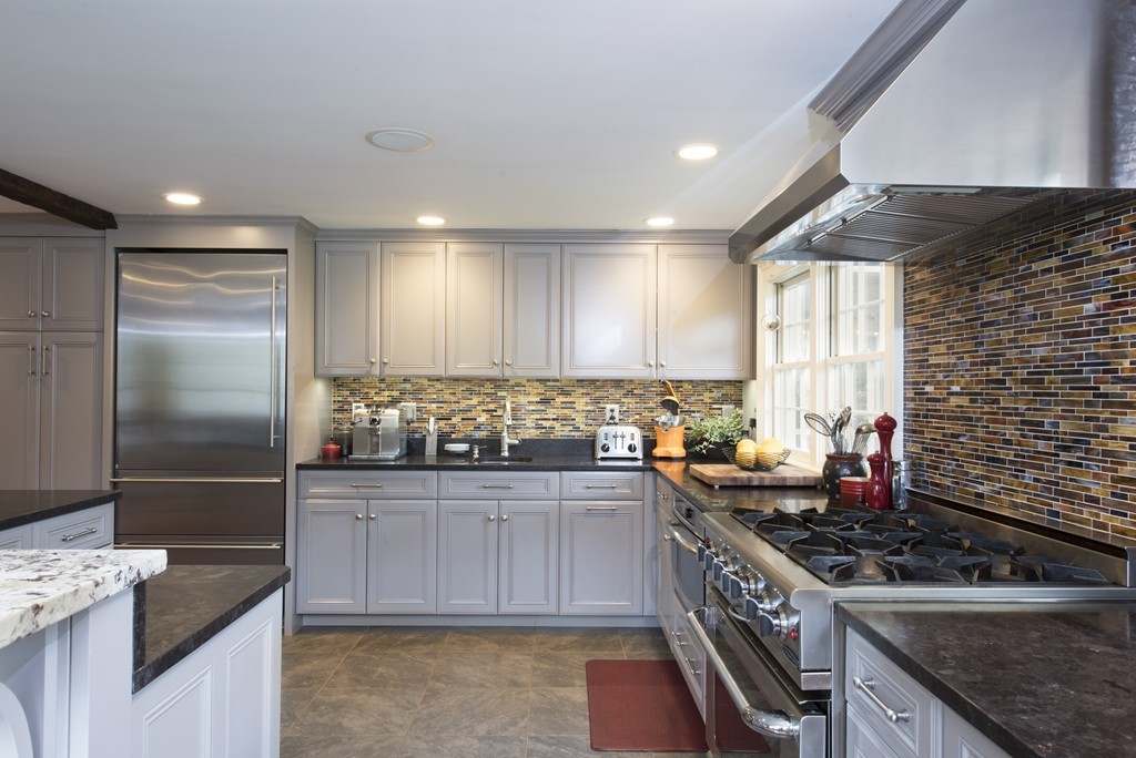 33 Topsfield Road Boxford, MA 01921 - Photo 5 of 30