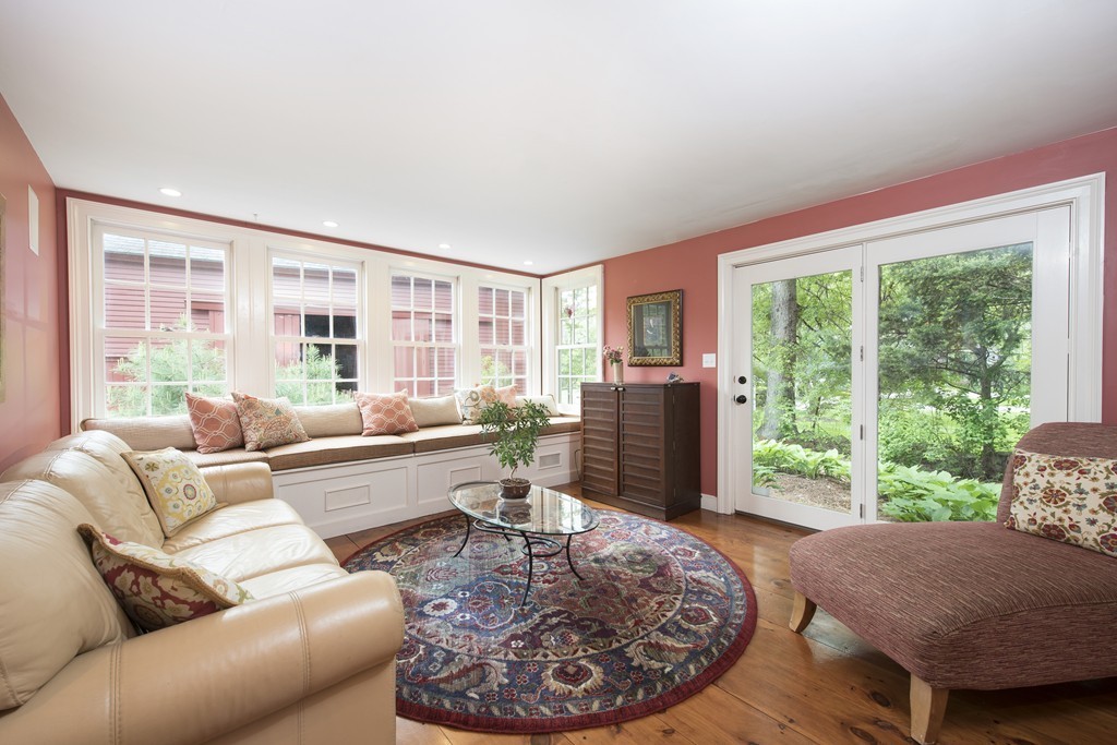 33 Topsfield Road Boxford, MA 01921 - Photo 8 of 30