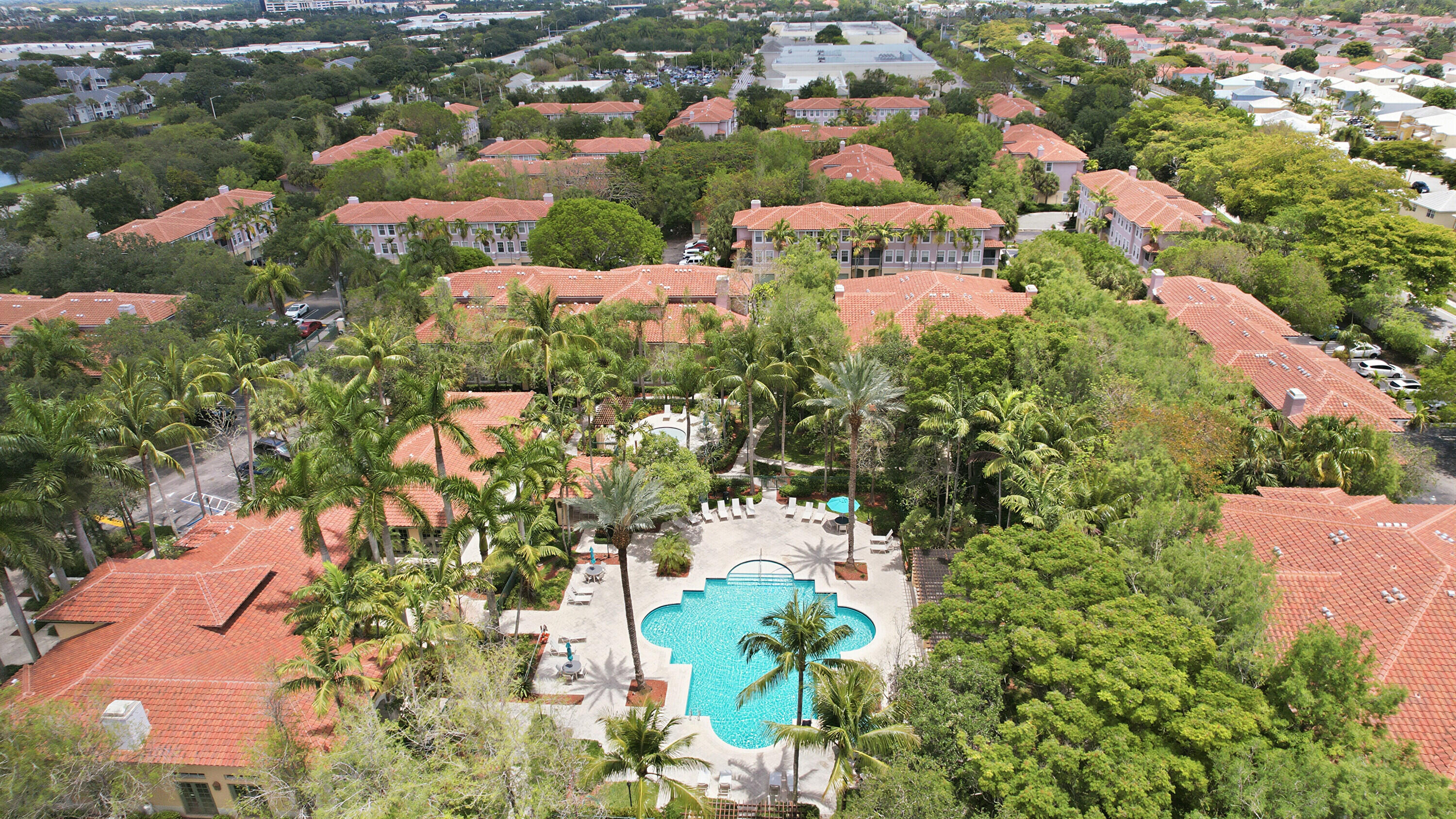 6450 West Sample Road, Unit 6450 Coral Springs, FL 33067 - Photo 38 of 41 an aerial view of residential houses with outdoor space