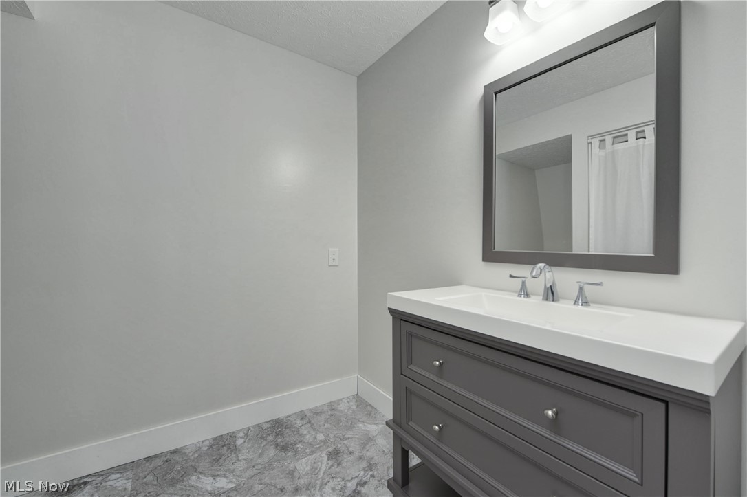 3975 Jaycox Road Avon, OH 44011 - Photo 23 of 31 Gallery Image 23