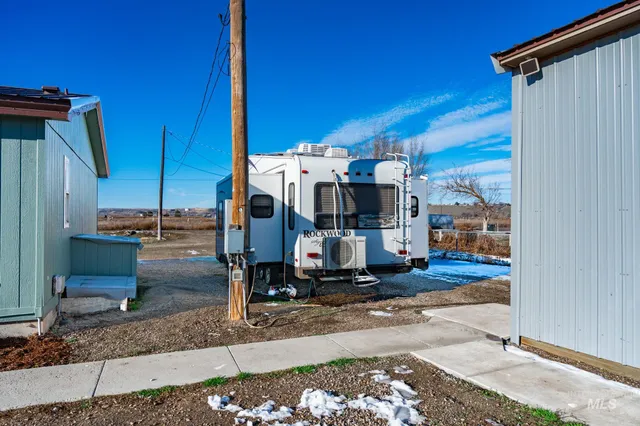 $325,000 | 1207 Erlebach Way, Ontario, OR 97914