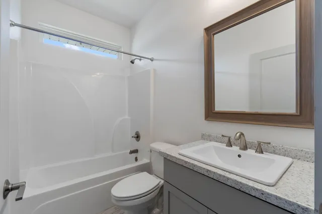 $300,000 | 4464 Goldfinch Way, Crestview, FL 32539