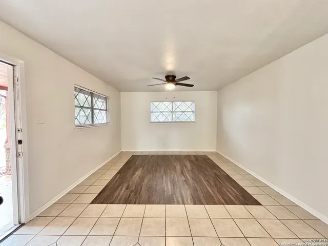 $1,625 | 4234 Hall Park Drive, San Antonio, TX 78218
