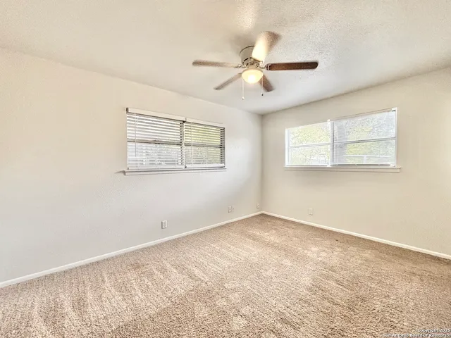 $1,625 | 4234 Hall Park Drive, San Antonio, TX 78218