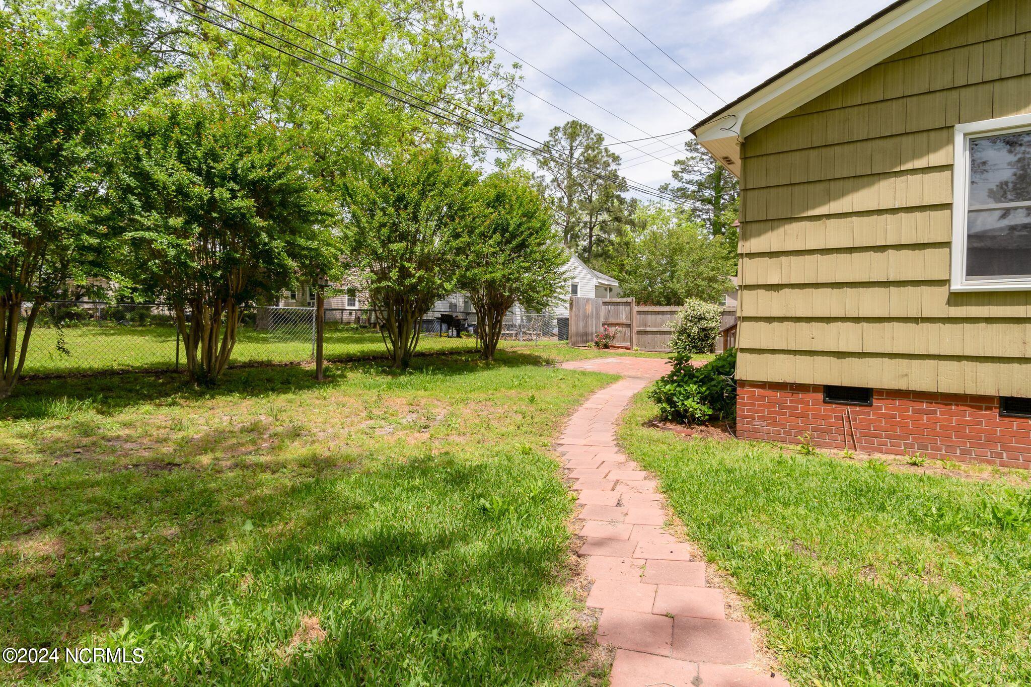 1609 High Street New Bern, NC 28560 - Photo 36 of 50 Back