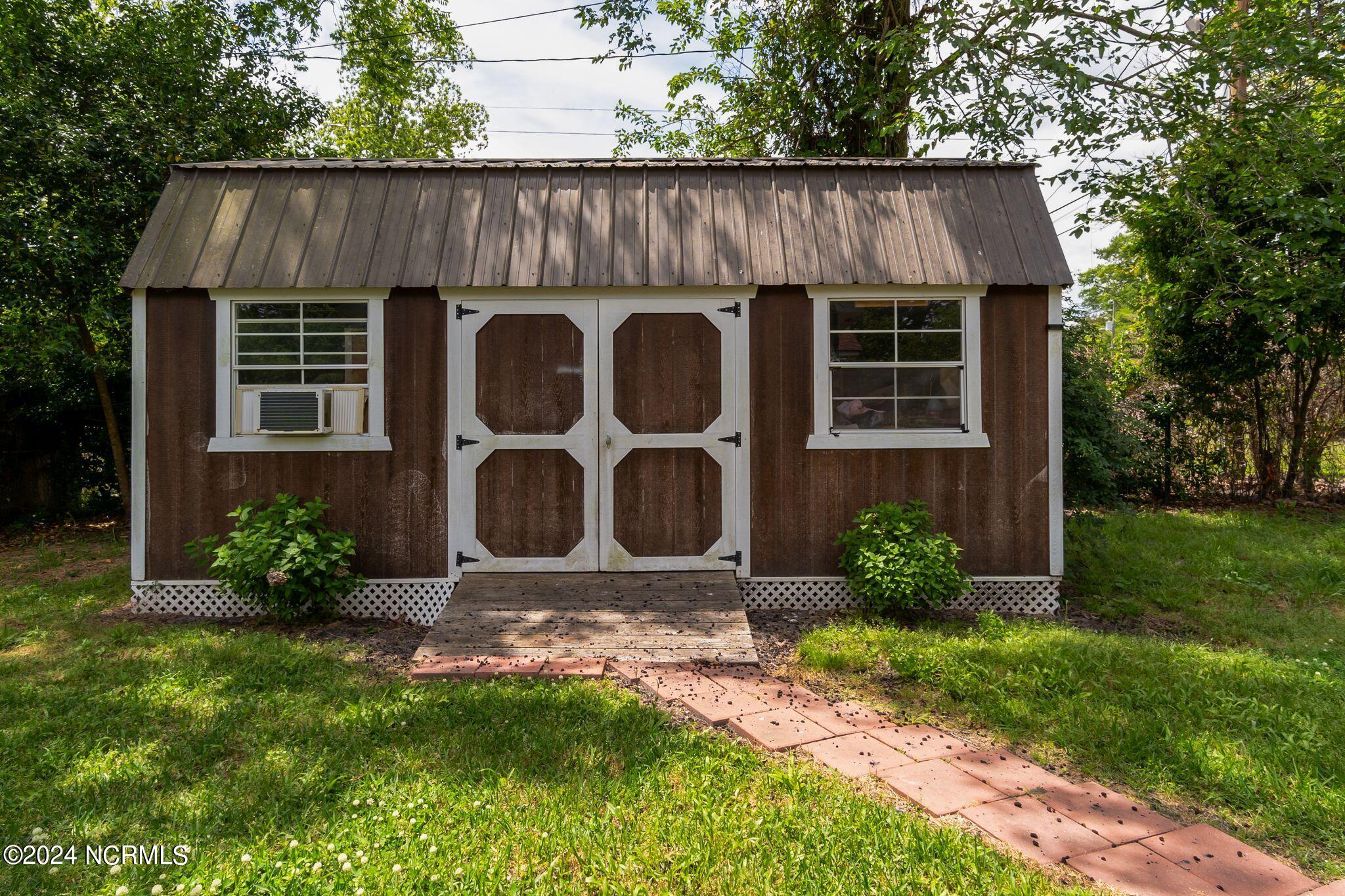 1609 High Street New Bern, NC 28560 - Photo 38 of 50 Back