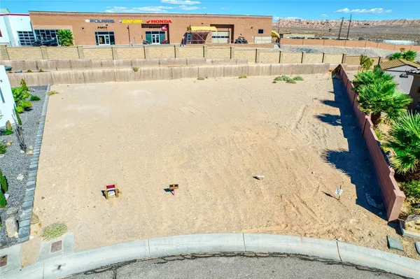 $179,000 | 2453 South Tessaro Court, Littlefield, AZ 86432