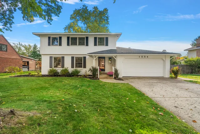 $435,000 | 1554 Broadview Drive, Jenison, MI 49428