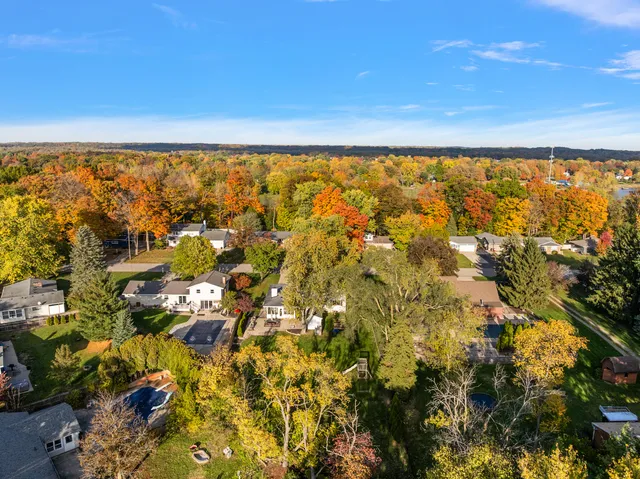 $435,000 | 1554 Broadview Drive, Jenison, MI 49428