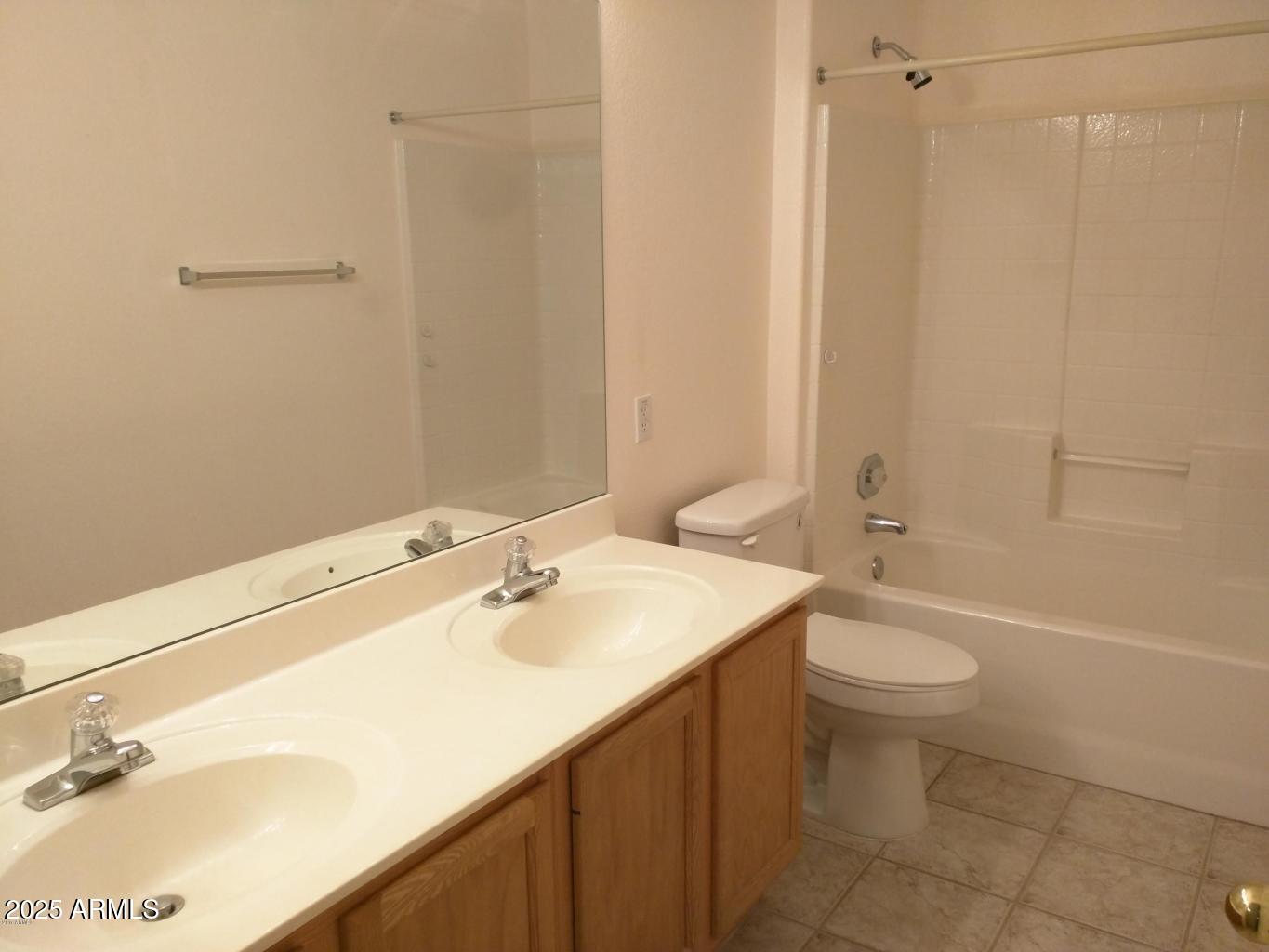 1924 West Mockingbird Drive Chandler, AZ 85286 - Photo 14 of 36 1924 Mockingbird 34