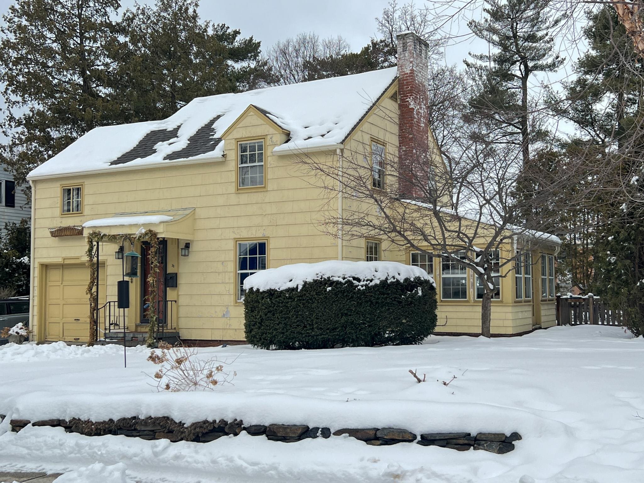 22 Colonial Square Burlington, VT 05401 - Photo 1 of 40 Gallery Image 1