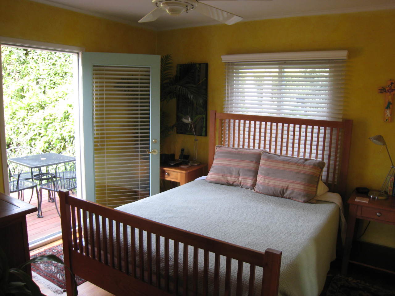 929 East Carrillo Road Santa Barbara, CA 93103 - Photo 4 of 17 Bedroom