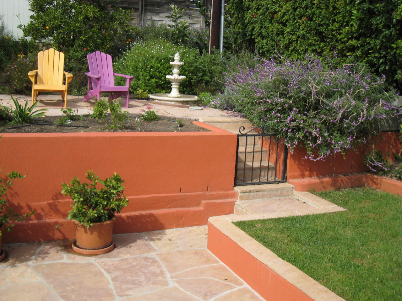 929 East Carrillo Road Santa Barbara, CA 93103 - Photo 10 of 17 rear yard