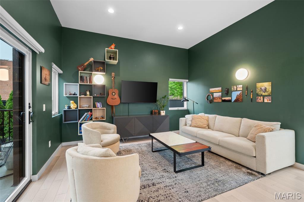 3738 Olive Street St. Louis, MO 63108 - Photo 8 of 75