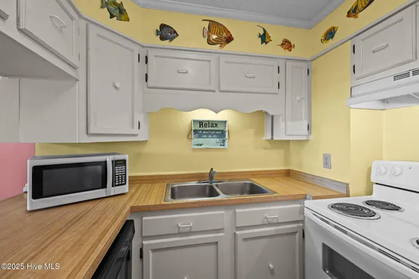 $560,000 | 10300 Coast Guard Road, Unit A205, Emerald Isle, NC 28594