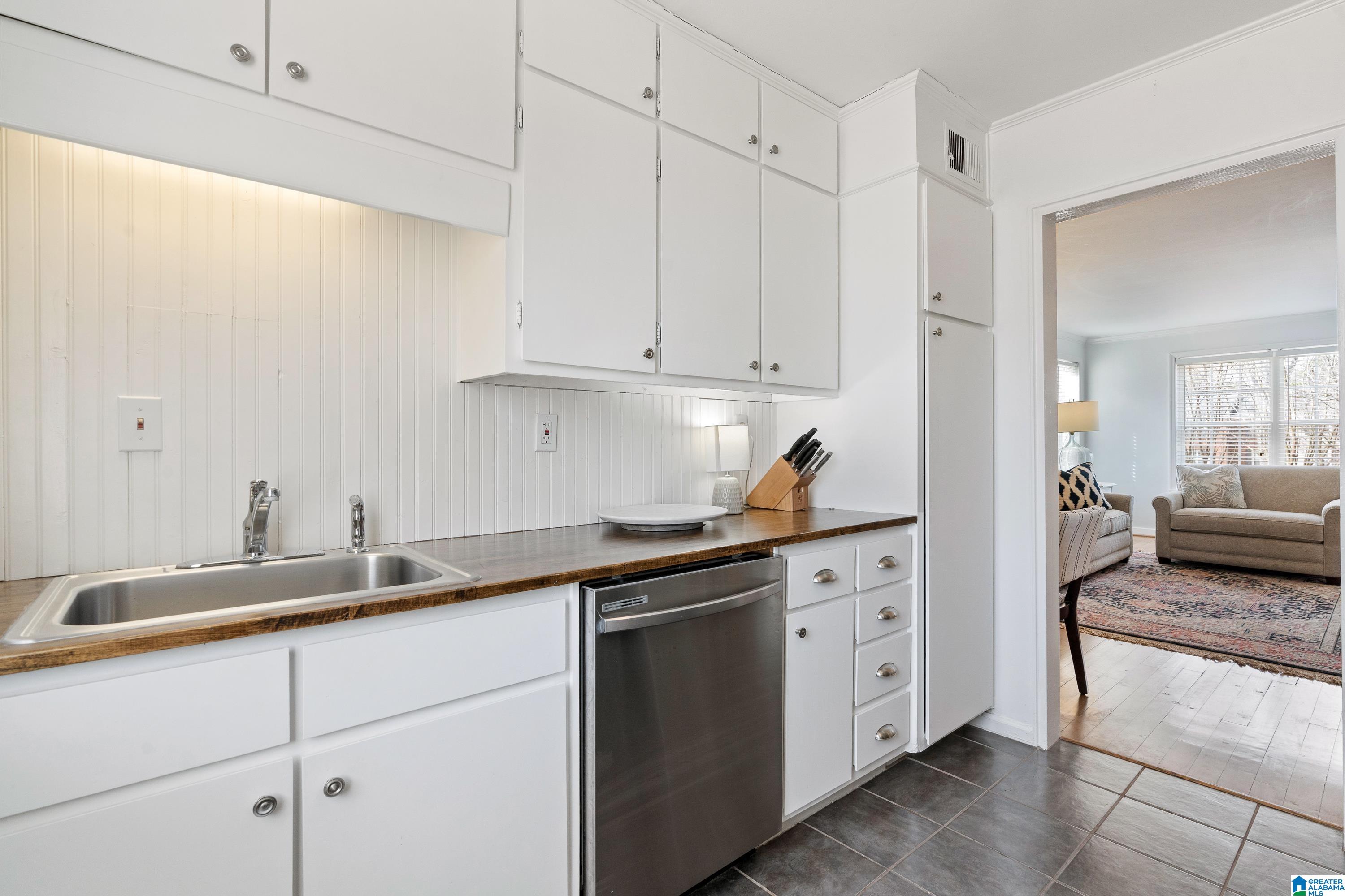 209 Fox Hall Road, Unit 209D Birmingham, AL 35213 - Photo 8 of 29