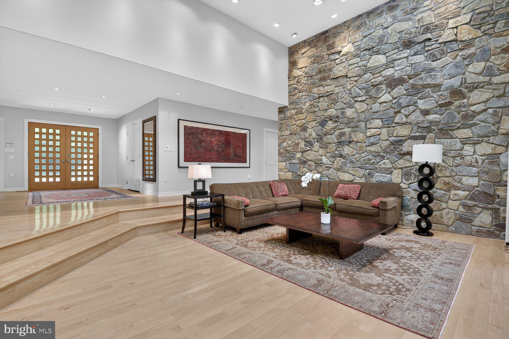 10801 Balantre Lane Potomac, MD 20854 - Photo 10 of 71