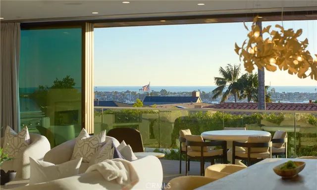 a view of an outdoor dining space with furniture