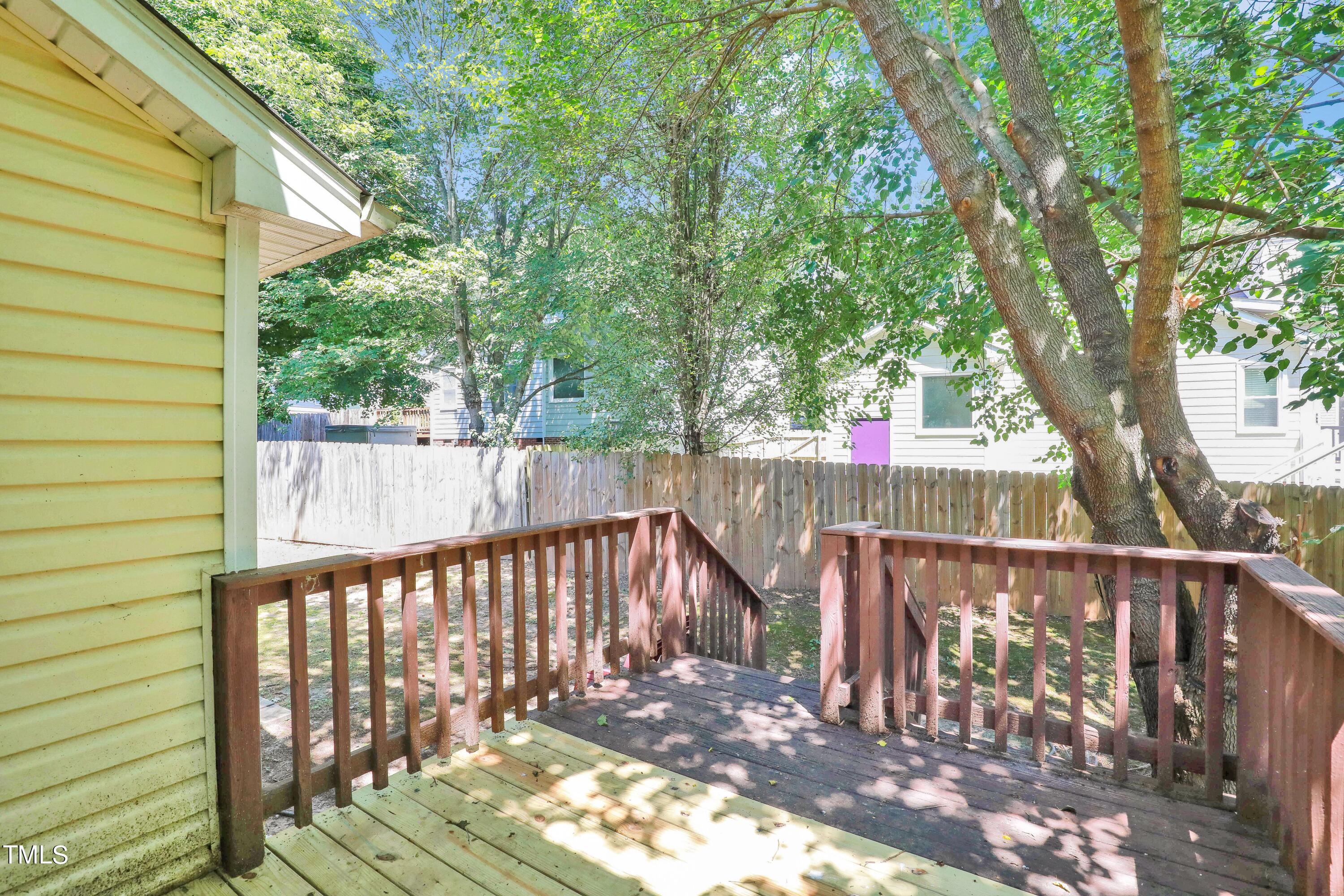 4304 Fathom Court Raleigh, NC 27606 - Photo 23 of 37 23