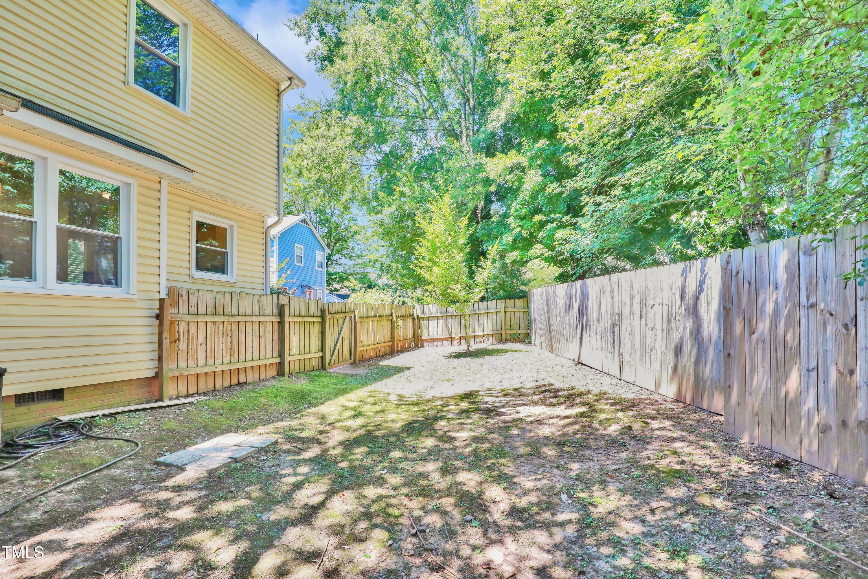 4304 Fathom Court Raleigh, NC 27606 - Photo 24 of 37 24