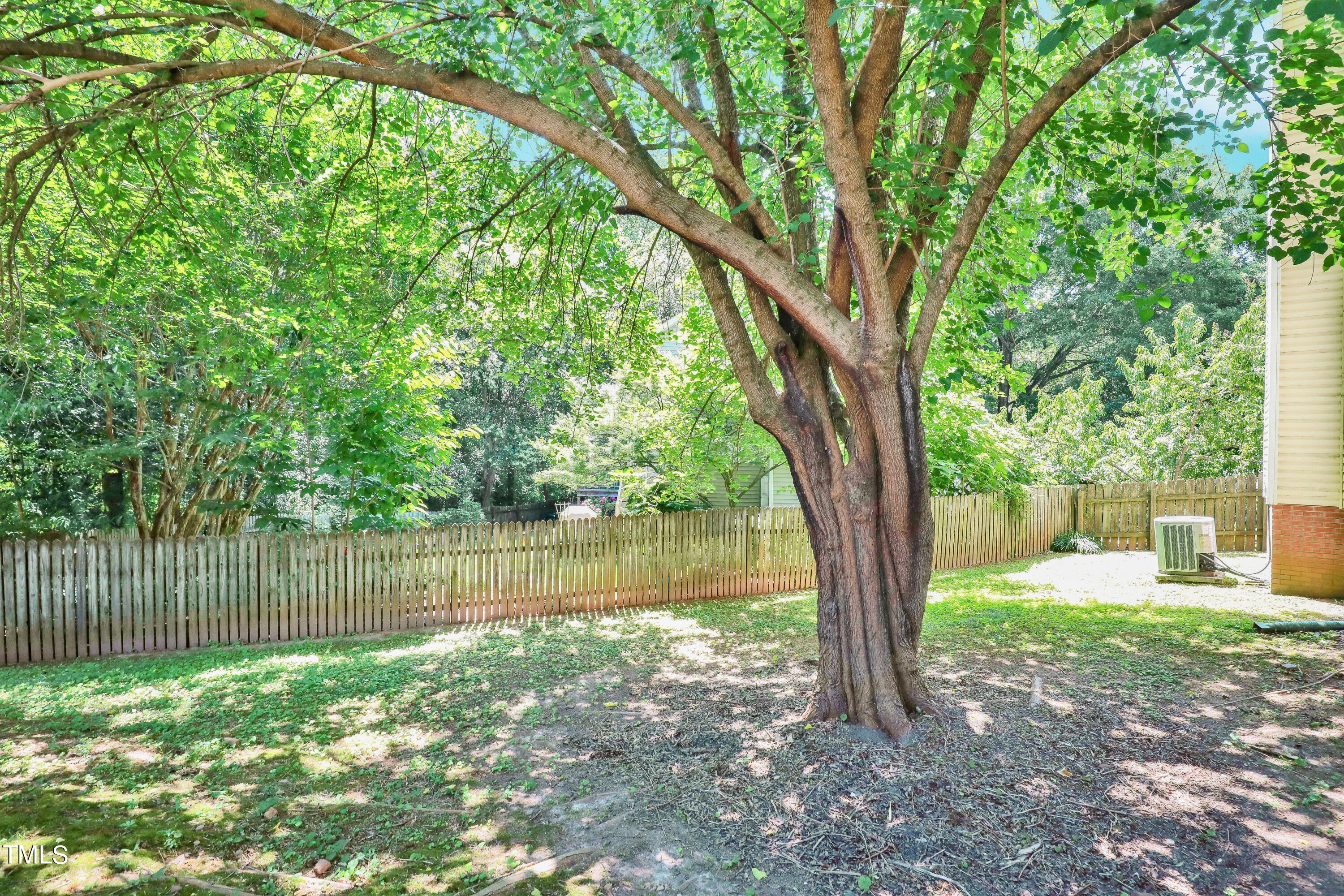 4304 Fathom Court Raleigh, NC 27606 - Photo 27 of 37 27