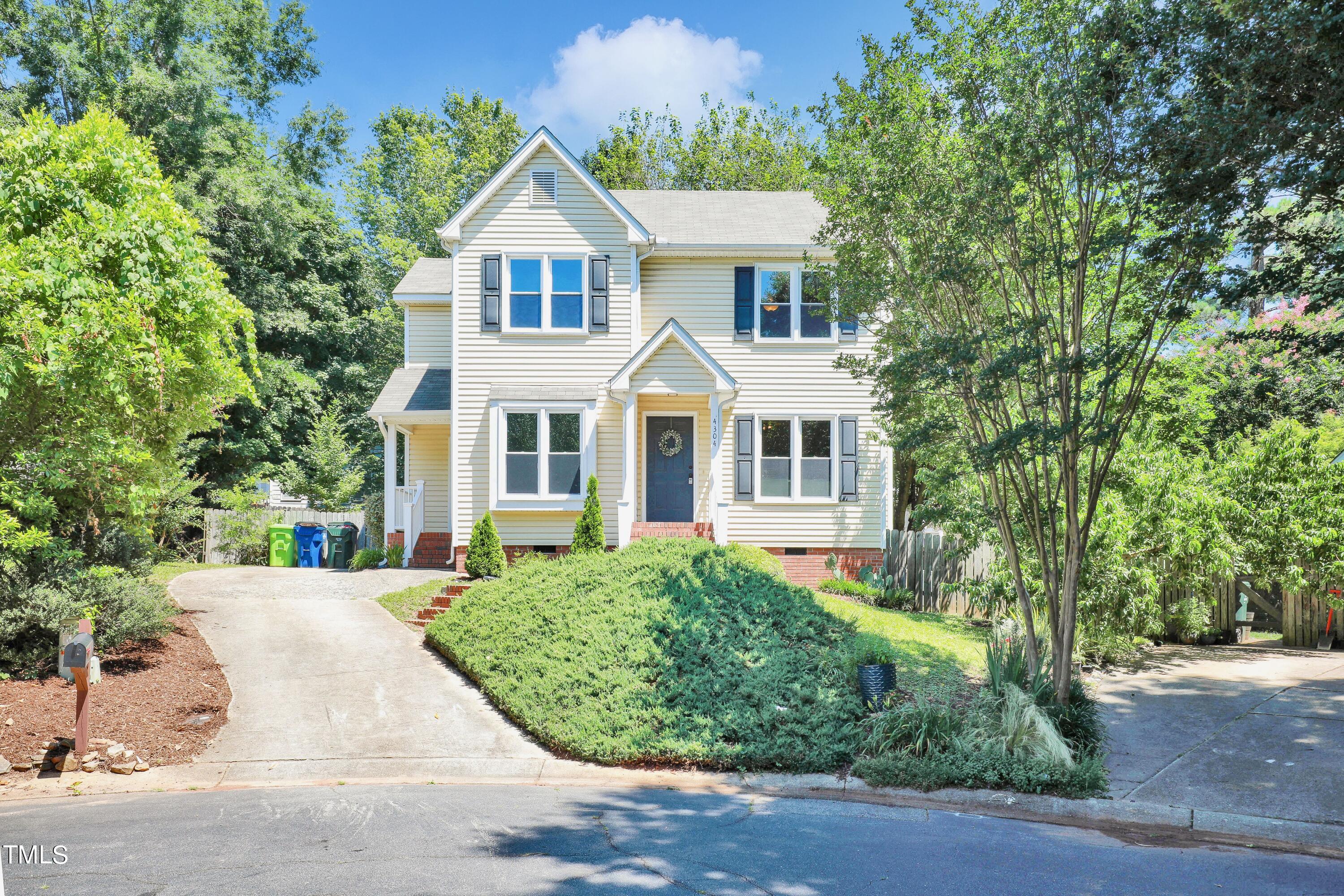 4304 Fathom Court Raleigh, NC 27606 - Photo 3 of 37 3