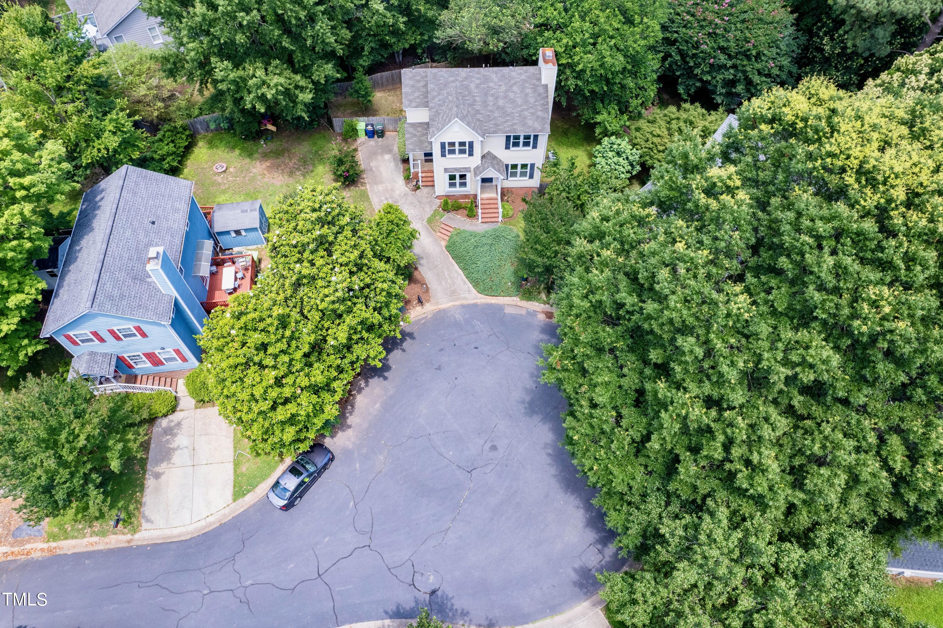 4304 Fathom Court Raleigh, NC 27606 - Photo 33 of 37 33
