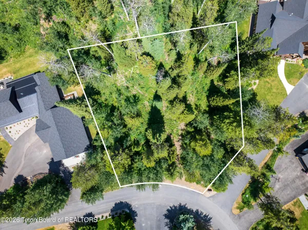 $340,000 | Lot 8 Aspen Ridge Trail, Alpine, WY 83128