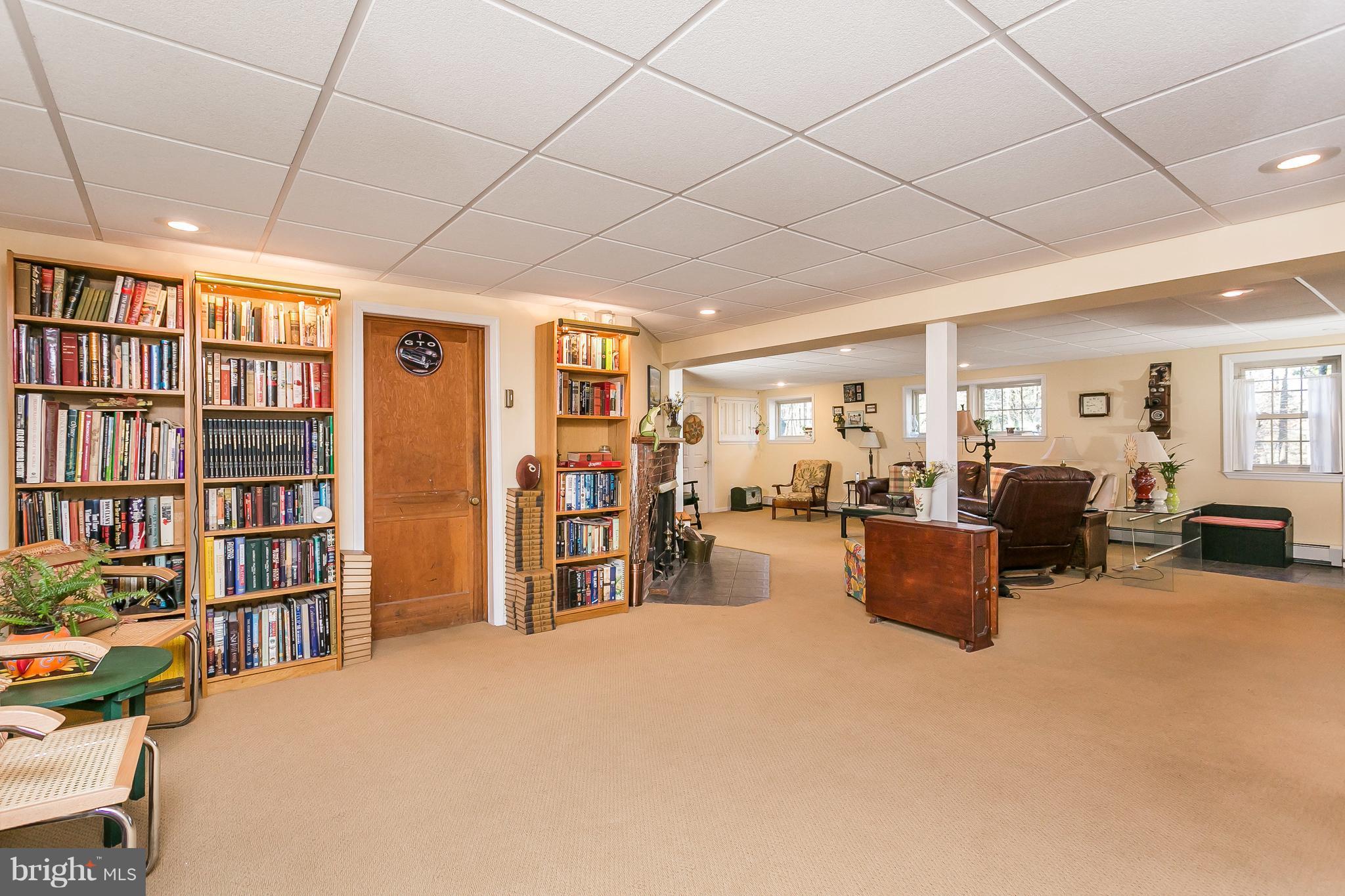 1316 Doves Cove Road Towson, MD 21286 - Photo 24 of 30 Lower level Recreation Room 15x14