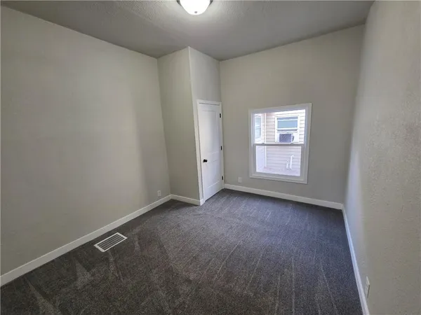 $149,000 | 3118 North 11th Street, St. Joseph, MO 64505