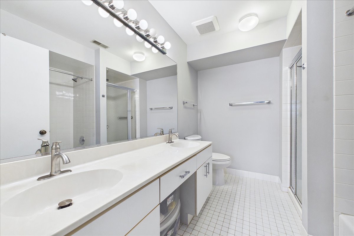 300 East Dundee Road, Unit 310 Buffalo Grove, IL 60089 - Photo 18 of 27