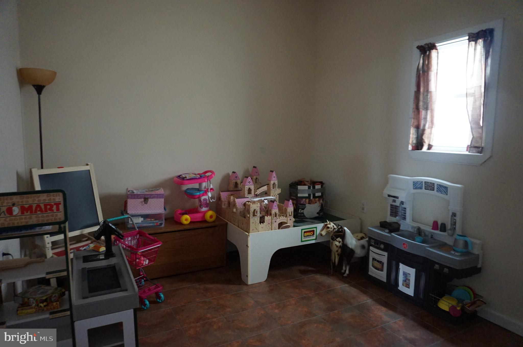 11482 Reed Circle Ridgely, MD 21660 - Photo 8 of 21 Play room