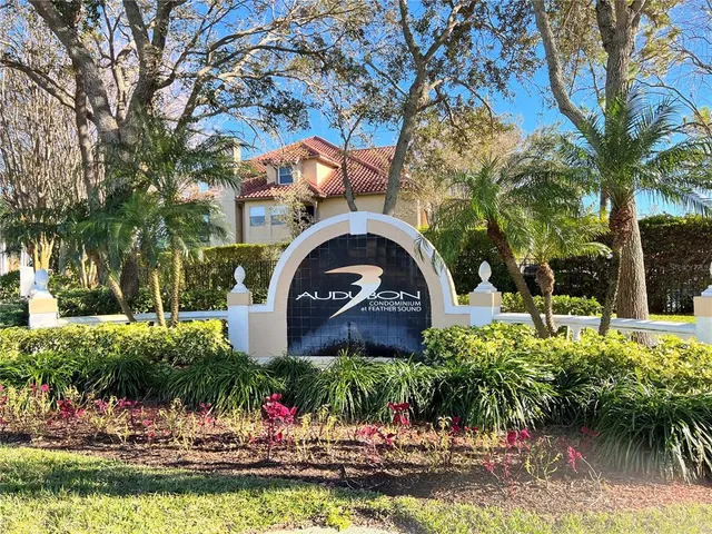 $1,900 | 2400 Feather Sound Drive, Unit 332, Clearwater, FL 33762