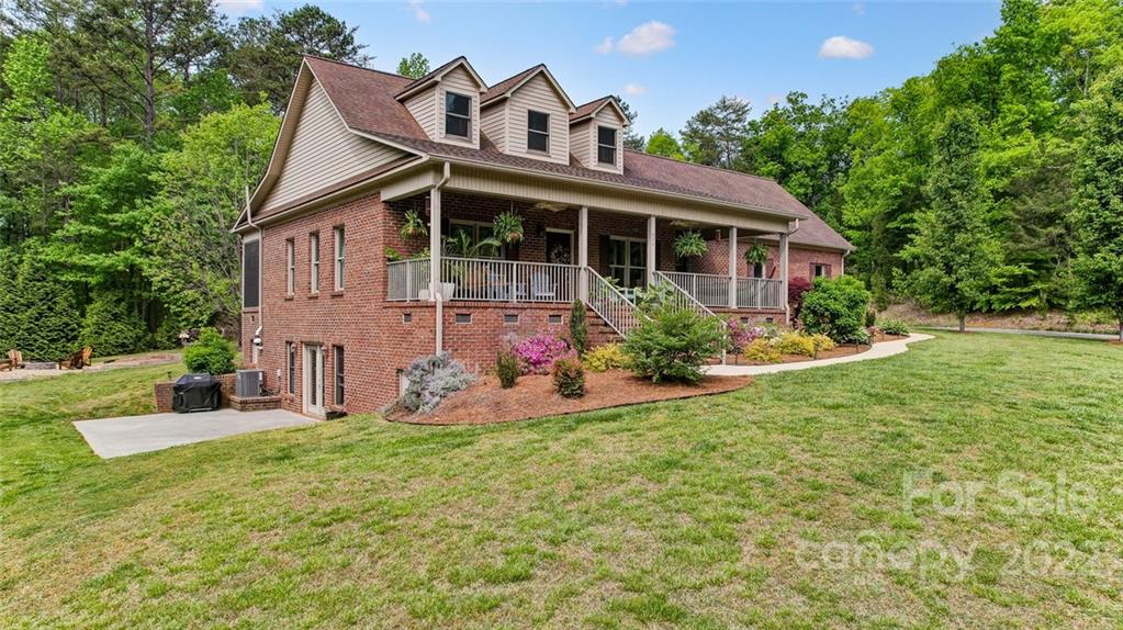 1275 Bridges Acres Road Kannapolis, NC 28083 - Photo 3 of 48 Gallery Image 3