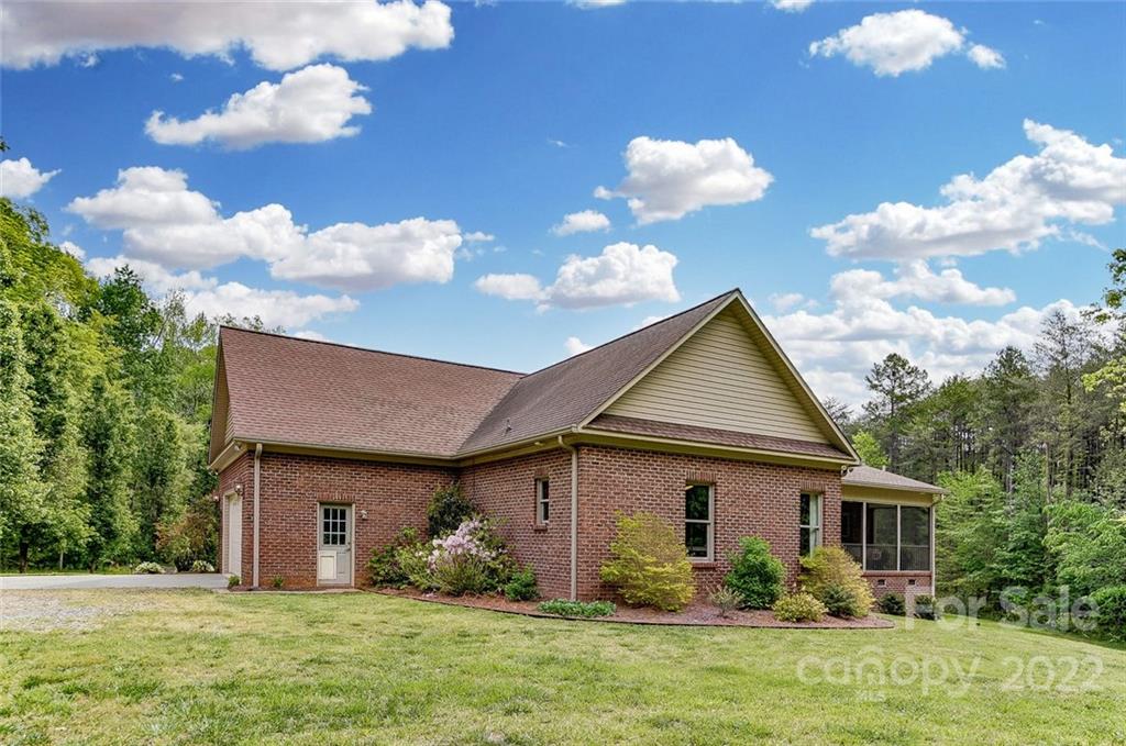 1275 Bridges Acres Road Kannapolis, NC 28083 - Photo 43 of 48 Gallery Image 43